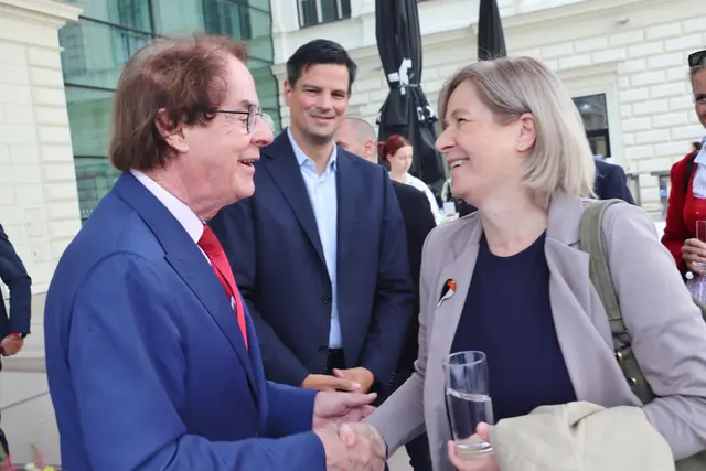 Hans Roth mit Judith Schwentner | Foto: Edith Ertl