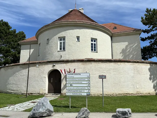 Nach der Kritik am Brandschutz in der Feuerhalle Simmering konnte mittlerweile ein Großteil der empfohlenen Maßnahmen umgesetzt werden.  | Foto: Luca Arztmann/MeinBezirk