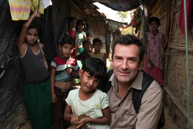 Strahlende Augen und ein glückliches Kinderlachen sind für Erfried Malle unbezahlbare Belohnungen. | Foto: Sonne International