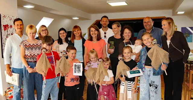 Beim kreativen Projekt sind gemeinsam tolle Kunstwerke entstanden, die die Kinder anschließend mit nach Hause nehmen durften. | Foto: Rosina Katz-Logar
