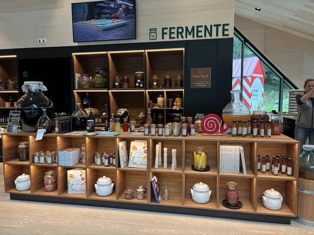 Fermentiert statt konserviert: Auf Fort Kniepass im Pinzgau wird die traditionelle Methode mit ihrer charakteristisch sauren Note neu belebt. In der Fort Kulinarik und im Shop können Besucher und Gäste diese Vielfalt genussvoll entdecken. | Foto: Sabrina Moriggl