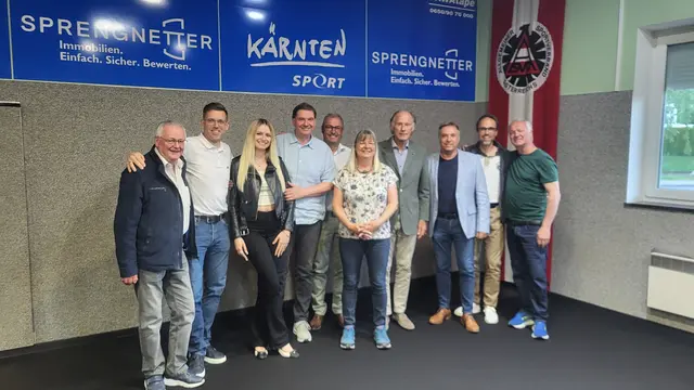 Der Vorstand des SCO Bodensdorf lädt zum großen Jubiläumsfest des Traditionssportvereins ins Clubheim. Termin ist der 17. Oktober. | Foto: Privat