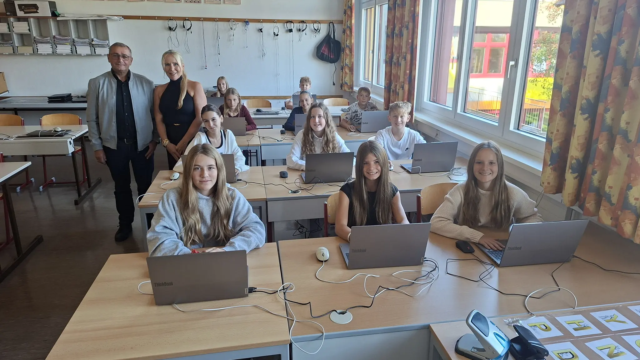 Bildung: 100.000-Euro-Schub: Esternbergs Schulen katapultieren sich ins ...