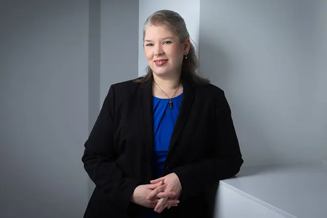 Karin Floder, Expertin für strategische HR-Analyse in Wien, weiß wie Unternehmen ihre Personalkosten transparent gestalten, ihren Wertbeitrag erkennen und gezielt steuern können, um das Unternehmensergebnis nachhaltig zu verbessern. | Foto: Weinwurm