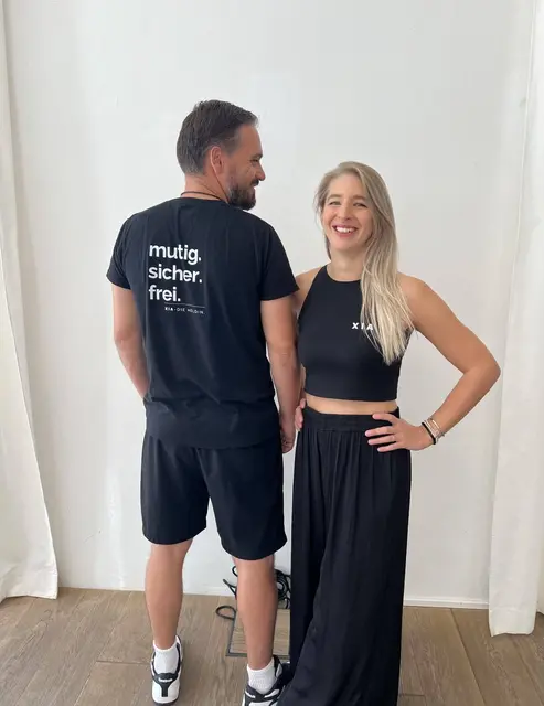 Alice und Stephan Trimmel wollen mit ihrem Unternehmen „XiA – die Heldin“ Frauen unterstützen, sich sicherer zu fühlen.  | Foto: XiA – die Heldin