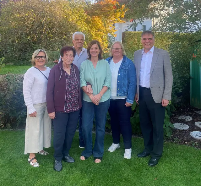 Gemeinderätin Bernadette Friesenegger, Edith Offenberger, Günther Offenberger, Elke Unterbuchschachner, Gemeinderätin Karin Bachner und Bürgermeister Thomas Raidl. | Foto: Marktgemeinde Sonntagberg
