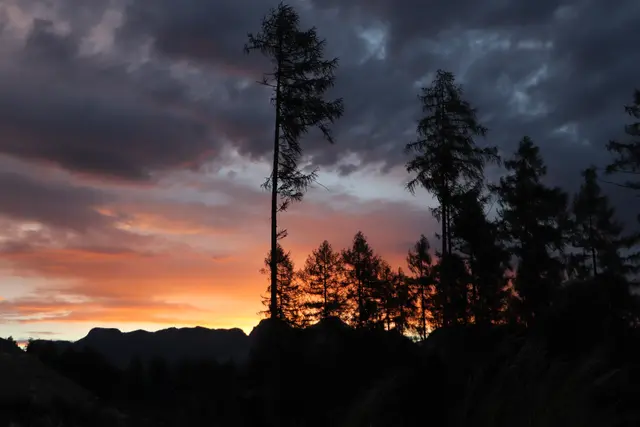 .....herrliche Abendstimmung und 
 💫STERNENKLARE NÄCHTE.

 