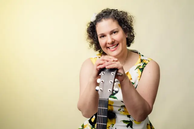 Petra Mayer – ein Tausendsassa: Musikerin, Bäurin und Mutter.  | Foto: René Knabl