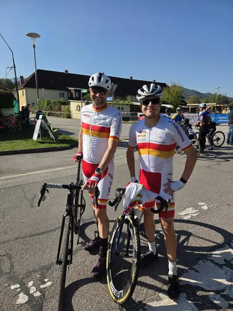 Josef Horvath und Christoph Heidenhofer beim Cyclocross-Auftakt in Pernitz. | Foto: LMB