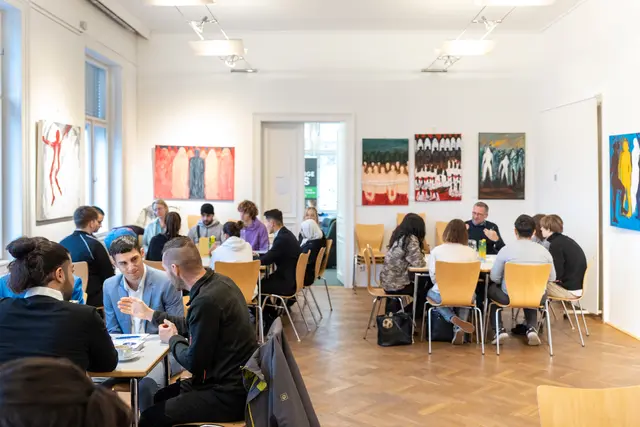 Das Job-Speeddating findet im Otto-Mauer-Zentrum in der Währinger Straße 2 bis 4 statt. | Foto: Erzdiözese Wien/Stephan Schönlaub