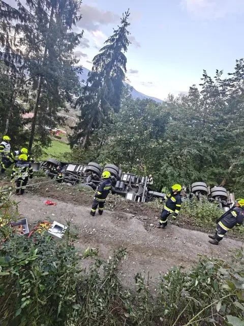 Die Feuerwehren Baldramsdorf und St. Peter/Spittal wurden alarmiert. | Foto: Feuerwehr St.Peter-Spittal