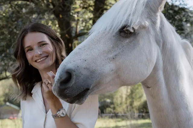 Anja Maria Kruckow bietet mobiles Reitcoaching, Pferdetraining, Reitunterricht und Reitmentaltraining an.