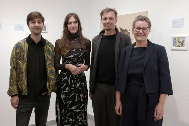 Ausstellung "Am Wegesrand" (v.l.): Felix Heiß, Thordis Wolf, Daniel Nikolaus Kocher und Lisa Krabichler. | Foto: Abber