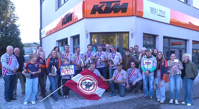 Das „versilberte" österreichische Trophy-Team wurde in Neumarkt gebührend empfangen. Foto Peter Dürnwirth