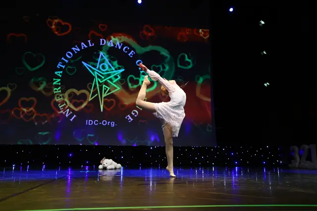 "Dance of my Soul" - Tanzkollegin Solomia Stepaniuk sichert sich Platz 2.  | Foto: Valeina Dance