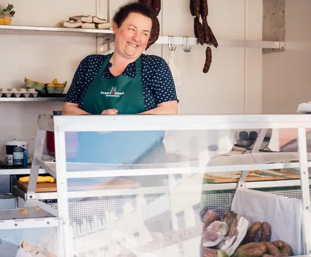 Der Wochenmarkt am Rathausplatz bietet samstags Platz für neue Ideen: Gesucht werden unter anderem Anbieter regionaler Spezialitäten sowie ein Stand mit Speisen und Getränken. | Foto: Privat