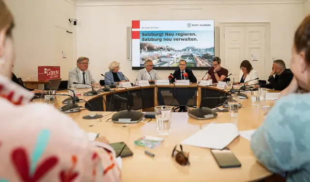 Die Stadtregierung hat eine Halbzeitbilanz gezogen und ihre zentralen künftigen Vorhaben und Ziele präsentiert. | Foto: Stadt Salzburg/Alex Killer