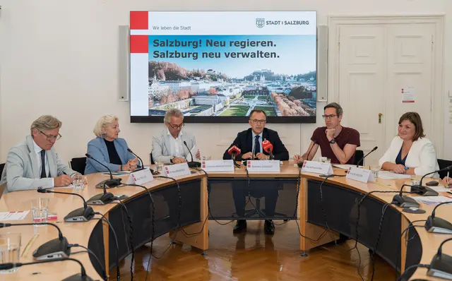 Die Stadtregierung hat eine Halbzeitbilanz gezogen und ihre zentralen künftigen Vorhaben und Ziele präsentiert. | Foto: Stadt Salzburg/Alex Killer
