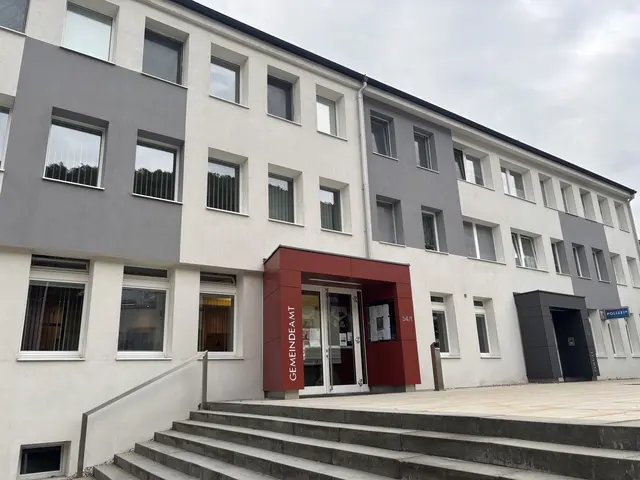Im Gemeinderat hat die SPÖ elf Sitze, die ÖVP zehn und die Freie Liste Forchtenstein zwei.  | Foto: Dorottya Fejes/MeinBezirk