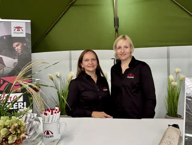 Firma Doppler: Anna Magdalena Ornig und Christina Forster. | Foto: Barbara Ebner/MeinBezirk
