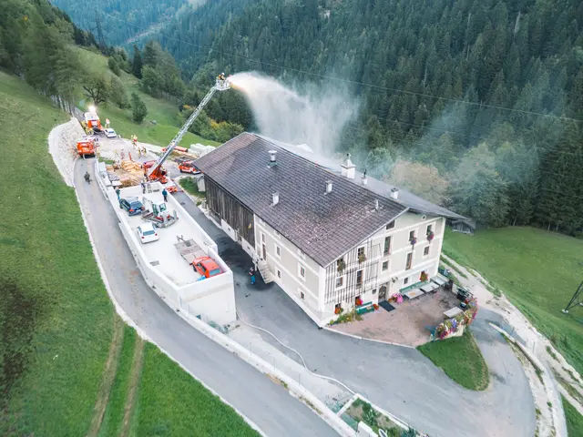 Übungsannahme war ein großer Brand im Gallhof in Telfes. | Foto: Pernsteiner
