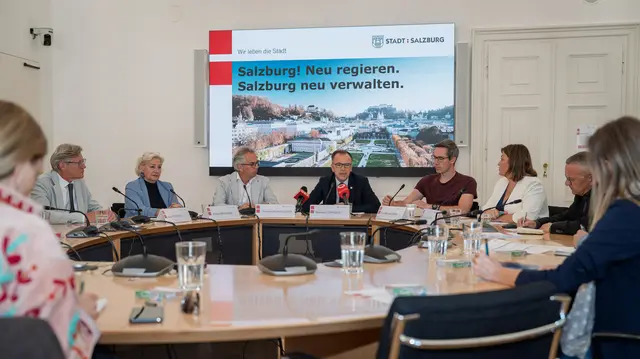 Die Stadtregierung hat eine Halbzeitbilanz gezogen und ihre zentralen künftigen Vorhaben und Ziele präsentiert. | Foto: Stadt Salzburg/Alex Killer