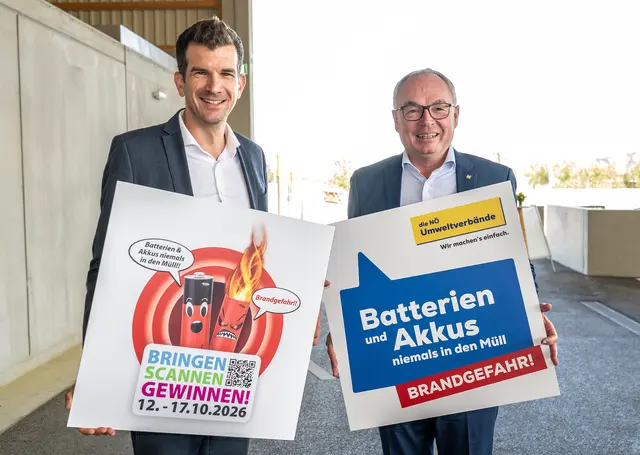v.l.n.r: Christian Macho, Präsident der NÖ Umweltverbände, LH-Stellvertreter Stephan Pernkopf
 | Foto: NLK/Burchhart