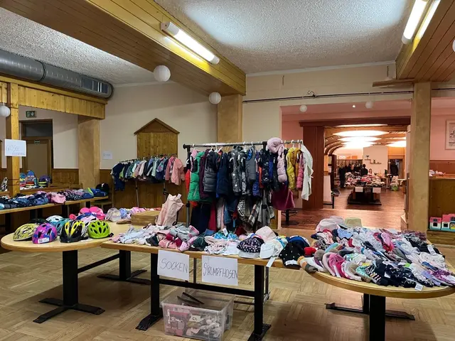 Beim Kindersachen-Basar warten unter anderem Kleidung, Babysachen, Sportartikel, Umstandsmode und Spielzeug darauf, einen neuen Besitzer zu finden. | Foto: Wirbelwind Gutau