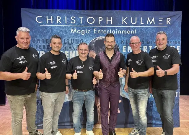 Der Magier Christoph Kulmer verzauberte hunderte Besucher im Arbeiterheim Fohnsdorf. | Foto: MeinBezirk/Angelika Brunner