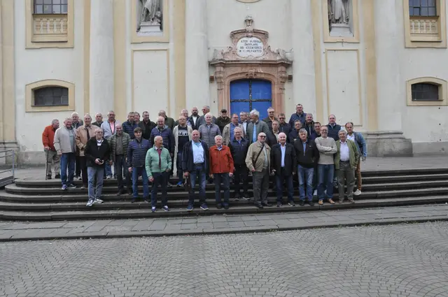 Die Weidener Männer vor der Wallfahrts-Basilika in Šaštín in der Slowakei | Foto: Richard Fuhrmann