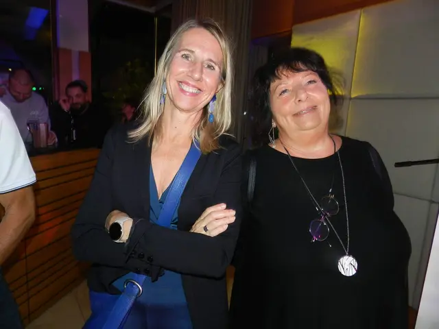 Katarina Toth und Gitte Schönauer hat der musikalische Streifzug gut gefallen. | Foto: Heribert Punz