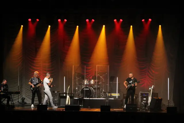 Das aktuelle Nummer 1 Album der Erfolgsband heißt "Eins".  | Foto: Josef Hofmüller