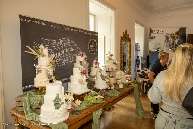 Natürlichkeit auch bei den Torten aus dem Hause Ute Dittrich - Zuckerbäckerwerkstatt. | Foto: cine-motion.at / R. Ivanek