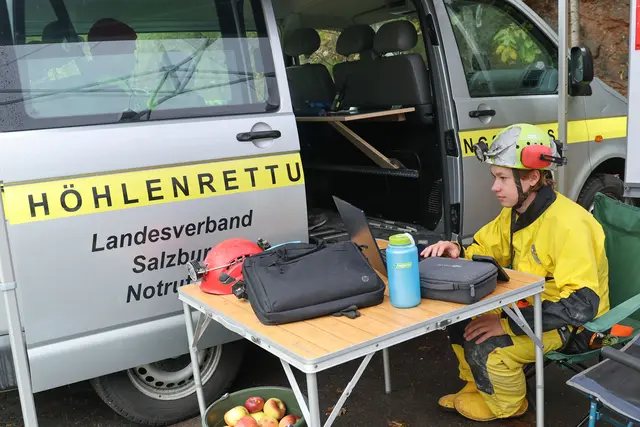 TENT 26: Große Katastrophenschutzübung der Bezirkshauptmannschaft Hallein mit mehr als 400 Einsatzkräften von Feuerwehr, Bergrettung, Wasserrettung, Höhlenrettung, Rotes Kreuz und Polizei im Wiestal.  | Foto: Land Salzburg / Franz Neumayr