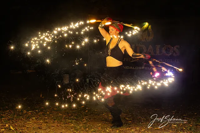 Die Feuershow von Daidalos bildete den Höhepunkt der „Nacht der keltischen Feuer“. | Foto: Josef Schimmer