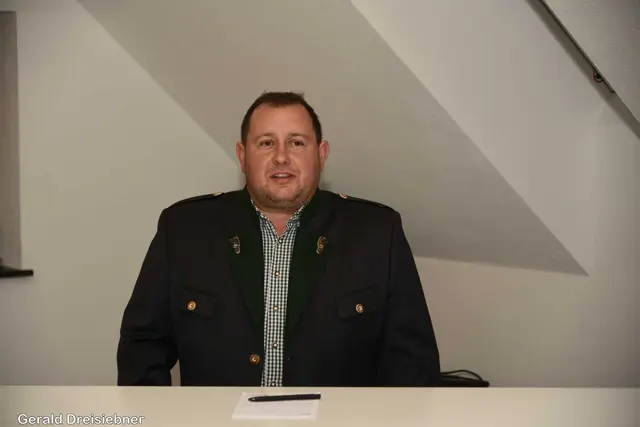 Kommandant HBI Stefan Fahrnleitner | Foto: Gerald Dreisiebner
