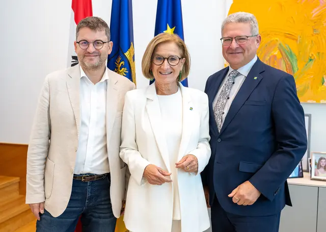 Landeshauptfrau Johanna Mikl-Leitner empfing den neuen künstlerischen Leiter von Grafenegg, Johannes Neubert, zum ersten Arbeitsgespräch | Foto: NLK Burchhart