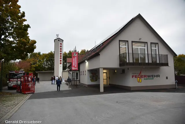 Das neue Zu und Umgebaute Rüsthaus der FF Albersdorf.  | Foto: Gerald Dreisiebner
