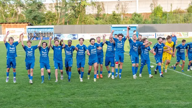 Großer Jubel beim SC Herzogenburg: Mit dem Treffer von Ibragim Jachjajev in der 90. Minute sicherte sich der SCH einen dramatischen 2:1-Auswärtssieg in Biberbach. | Foto: Thomas Navratil