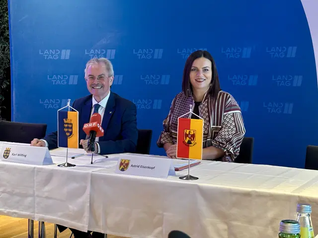 Der NÖ Landtagspräsident Karl Wilfing (ÖVP) und seine burgenländische Amtskollegin Astrid Eisenkopf (SPÖ) informierten über die aktuelle Zusammenarbeit in der Ostregion. | Foto: MeinBezirk/Birgit Bachhofner