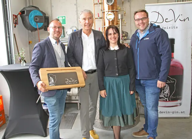 10 Jahre Devin Gin waren für Lisa Bauer ein guter Grund für eine würdige Geburtstagsparty. | Foto: MeinBezirk