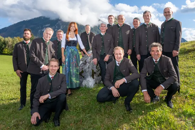 Bereits seit 75 Jahren prägt der MGV Schneerose mit seinem vielseitigen Klang das Rosental.  | Foto: Dieter Arbeiter