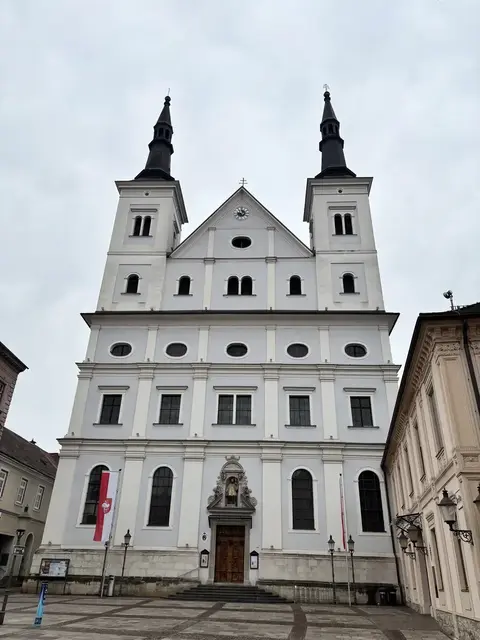 Das feierliche Pontifikalamt findet am Samstag, 17. Oktober 2026, um 9 Uhr in der Stadtpfarrkirche St. Xaver in Leoben statt. | Foto: MeinBezirk/Astrid Moder