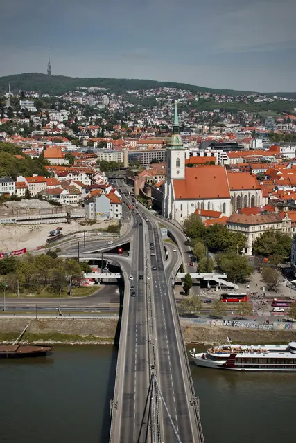 Die Möglichkeiten des Großraums Bratislava sollen grenzüberschreitend weiterentwickelt werden. | Foto: MeinBezirk/Birgit Bachhofner