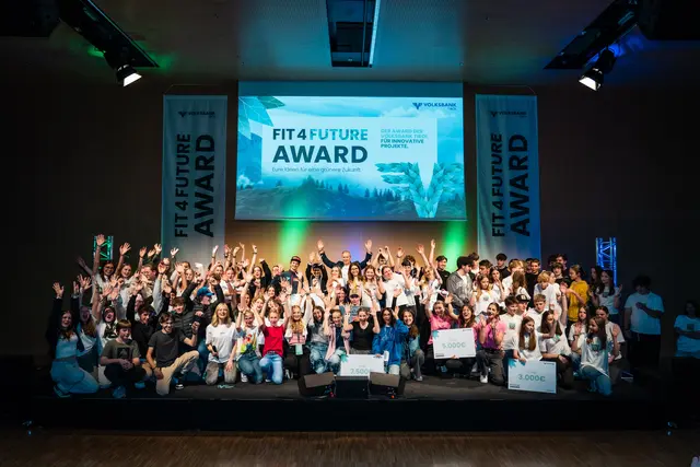 Die Volksbank Tirol vergibt beim FIT4FUTURE AWARD insgesamt 24.000 Euro Preisgeld für kreative Schülerprojekte zum Thema Regionalität. | Foto: Volksbank