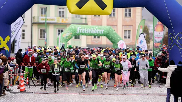 Der Start zum Silvesterlauf erfolgt am Hauptplatz in Freistadt. | Foto: light moments