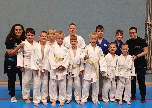11 junge Judoka waren bei der 2. Runde des Weinviertel-Cup in Stockerau dabei. | Foto: Sportunion Römerland-Fighters