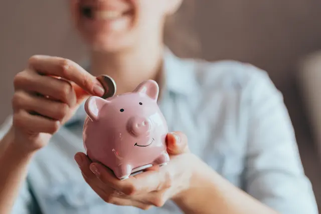 Ein Drittel der Kärntner bunkern ihr Erspartes zu Hause – wo es sich unmöglich vermehren kann. | Foto: Adobe Stock