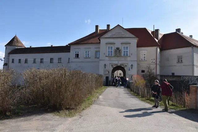 Das im 11. Jahrhundert errichtete Schloss, ist seit 1146 im Besitz des Souveränen Malteser-Ritter-Ordens. | Foto: Alexandra Goll