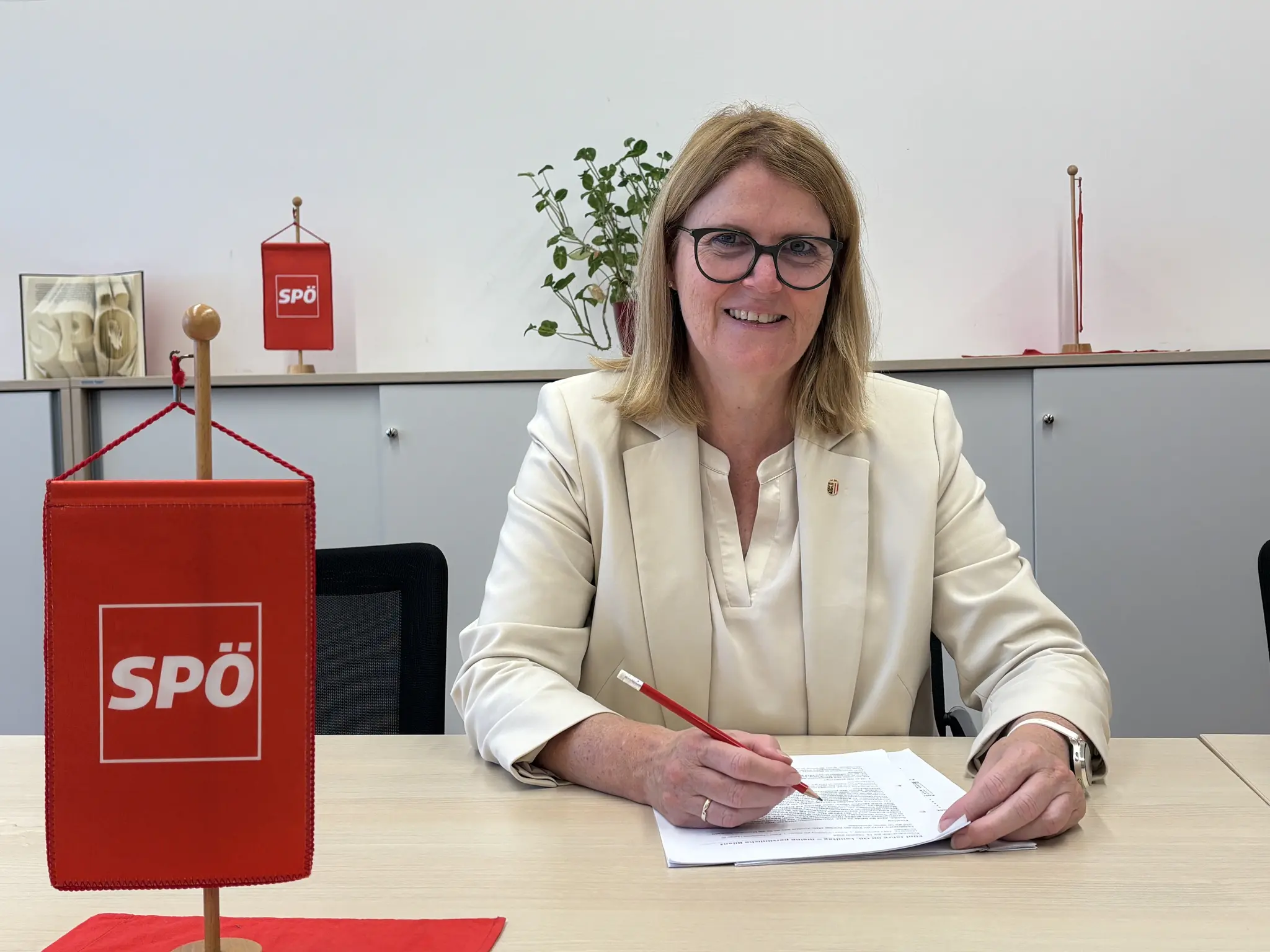 State Parliament Member Takes Stock: Gabriele Knauseder to Run Again in ...
